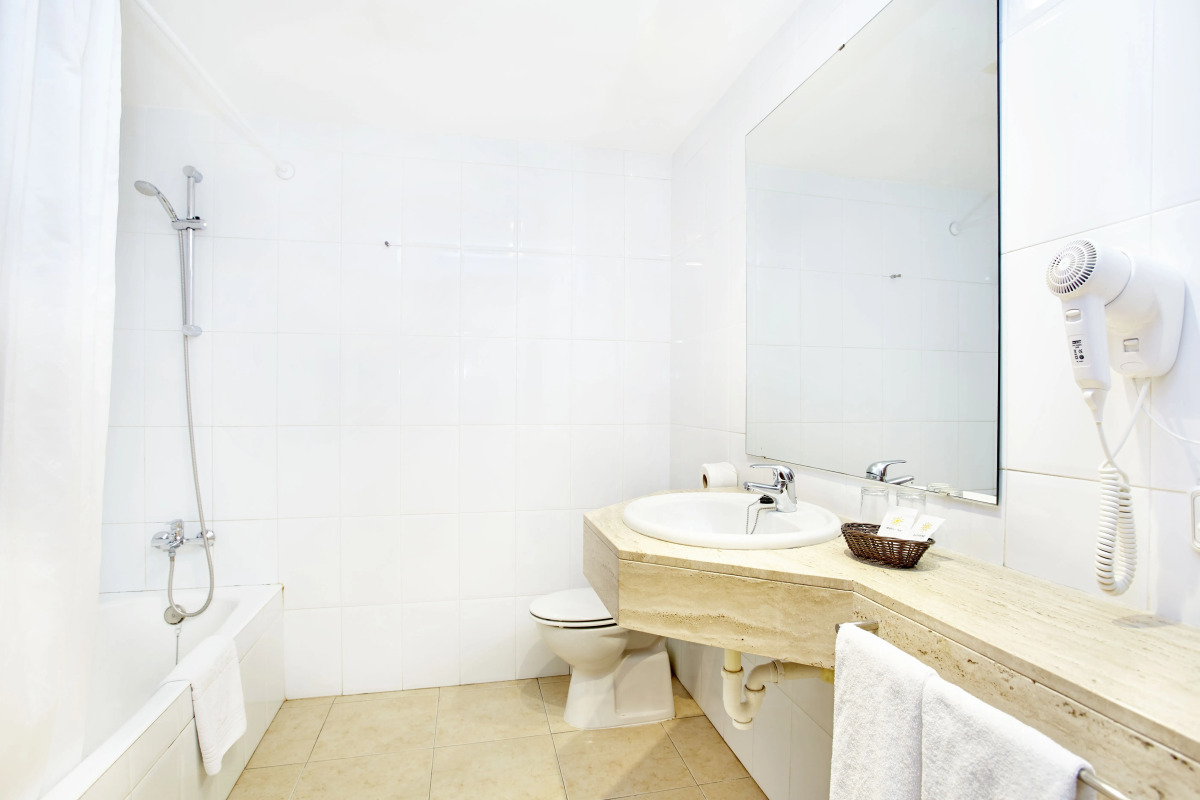 Universal Hotel Bikini