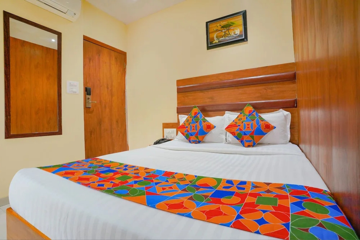 Fabexpress Colaba Grand