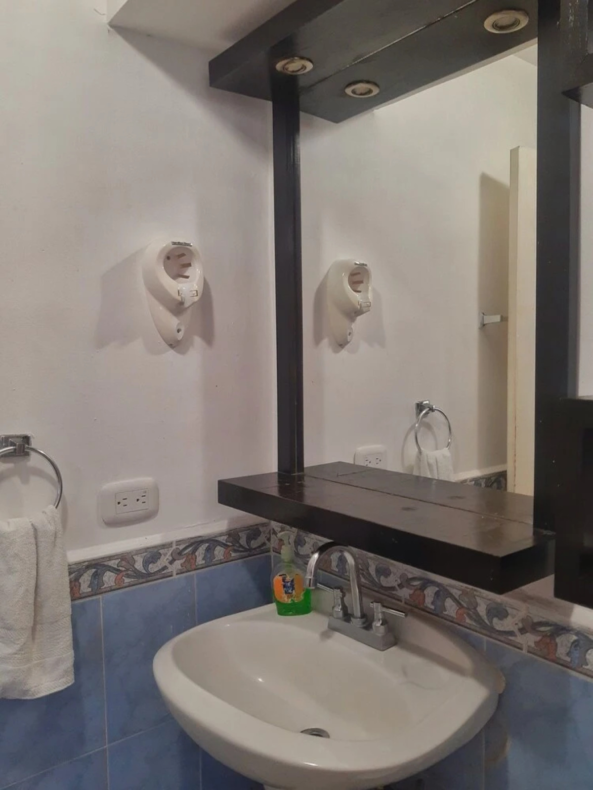 Suites & Apartments San Benito Flats