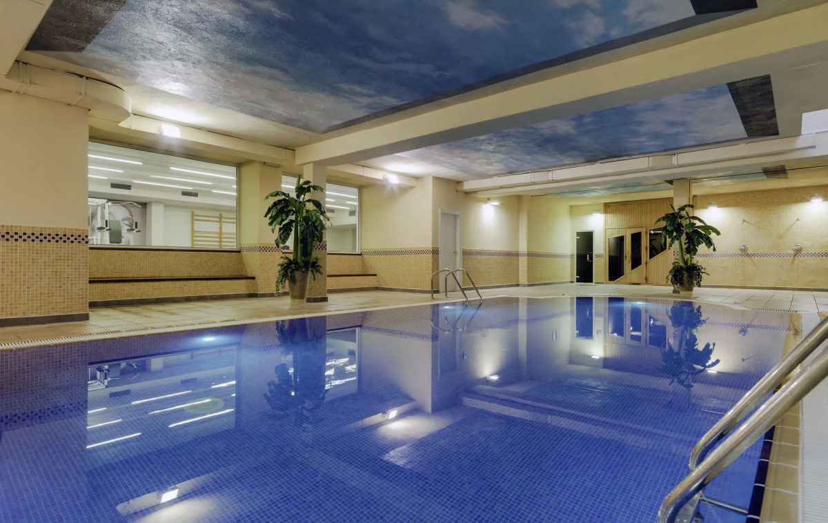 H10 Mediterranean Village