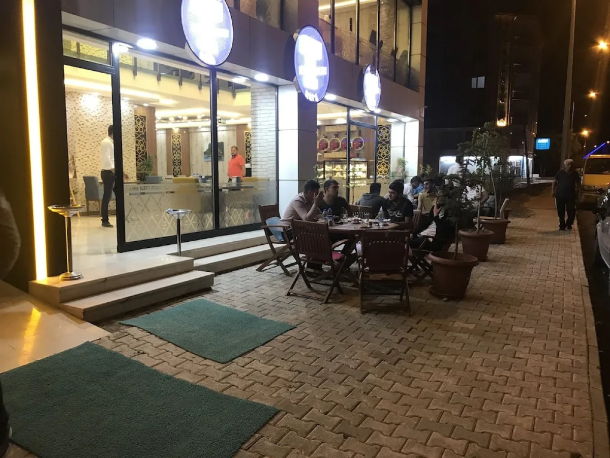 Zara Turan Apart Otel