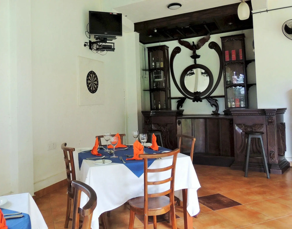 Airport Green View Resort