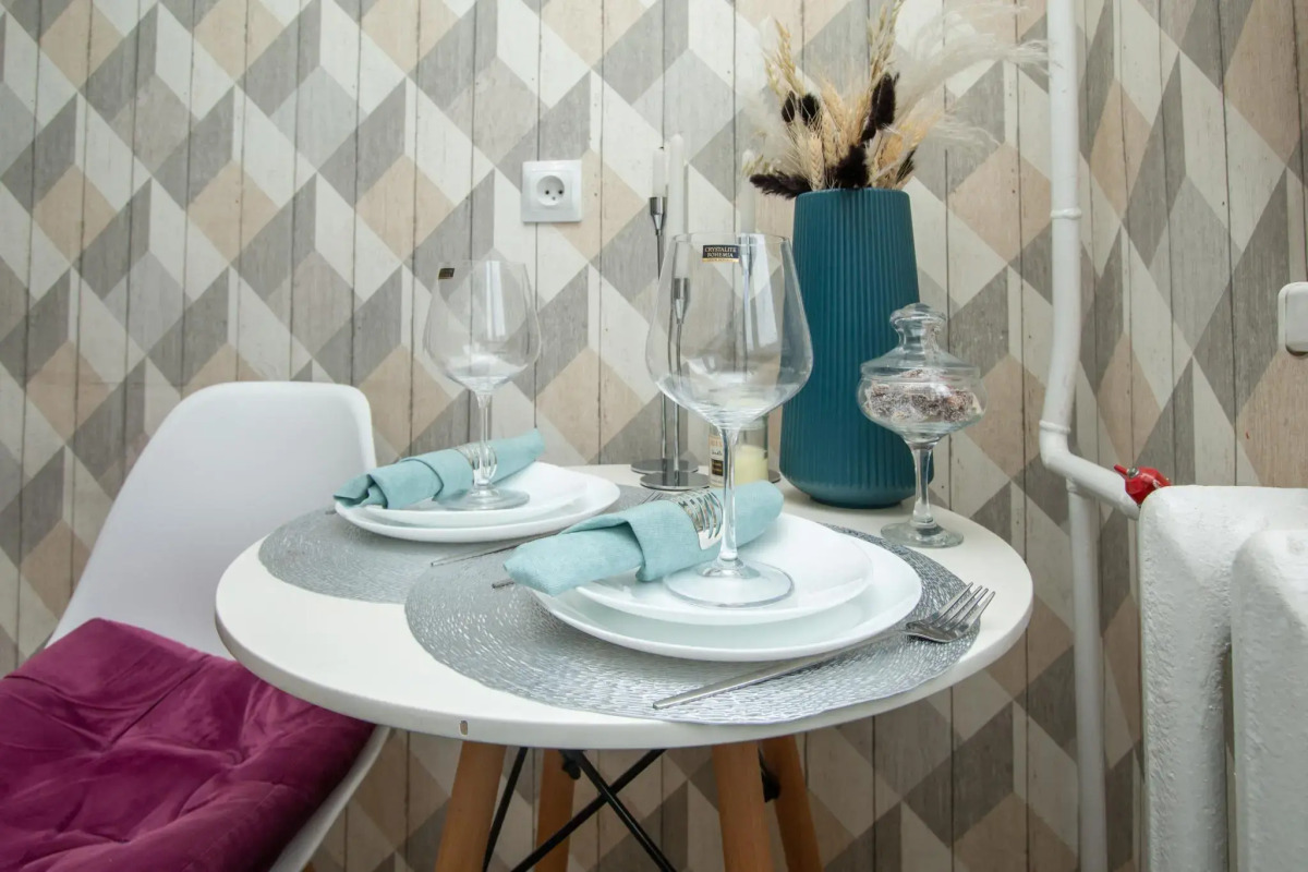 Room Hotel (Рум Хотел) на проспекте Октябрьский