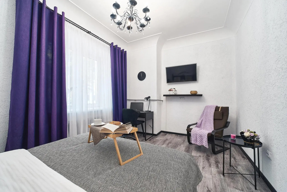 Apart Aprel (Апарт Апрель) на улице Минина 27/4