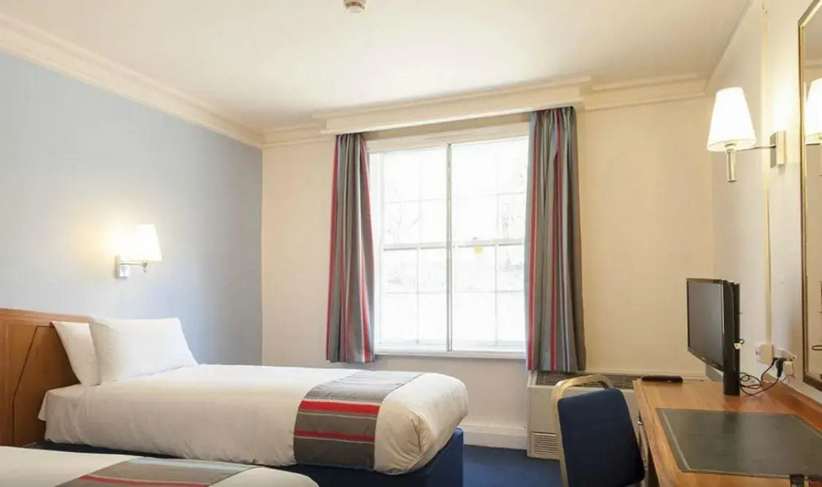 Travelodge London Kings Cross Royal Scot Hotel