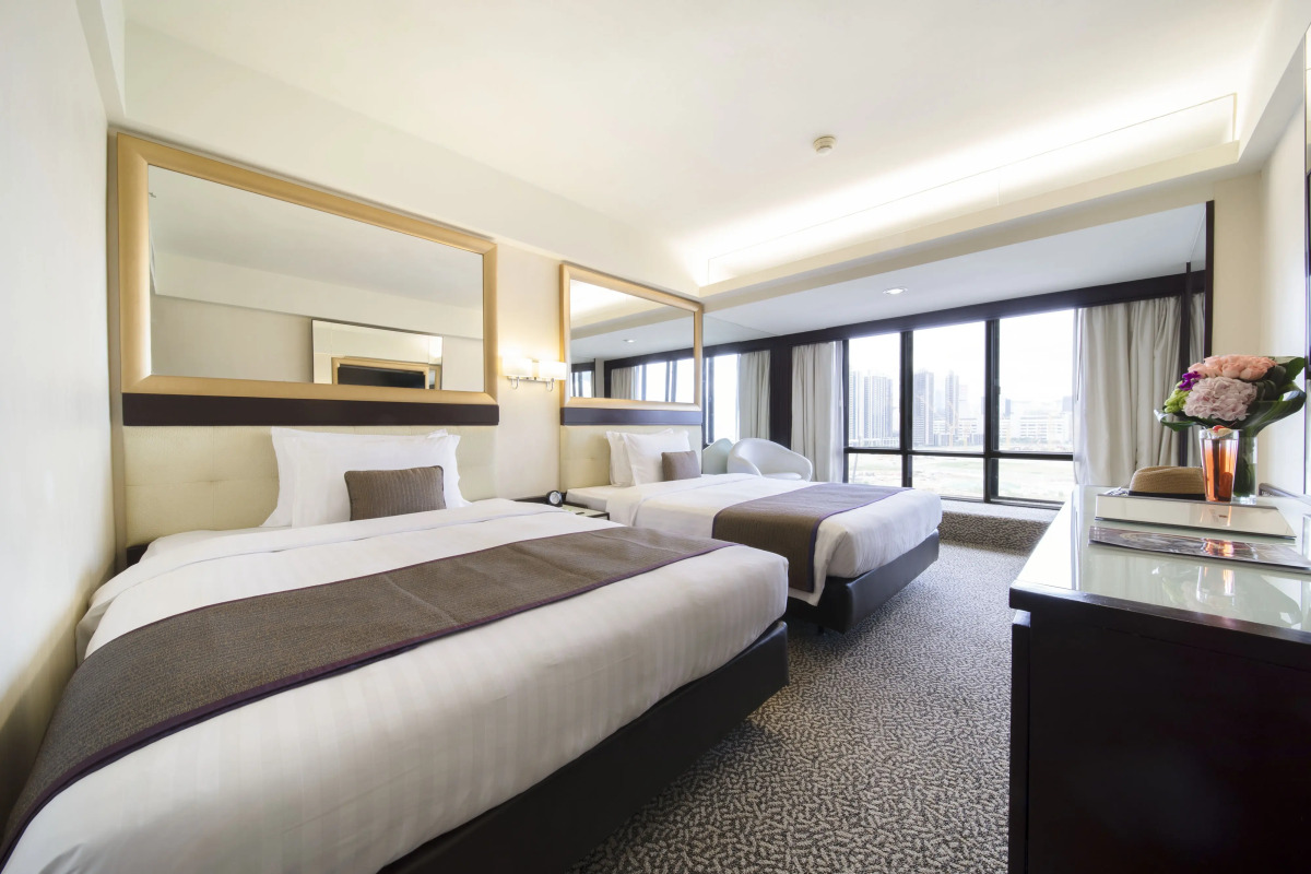 Regal Oriental Hotel