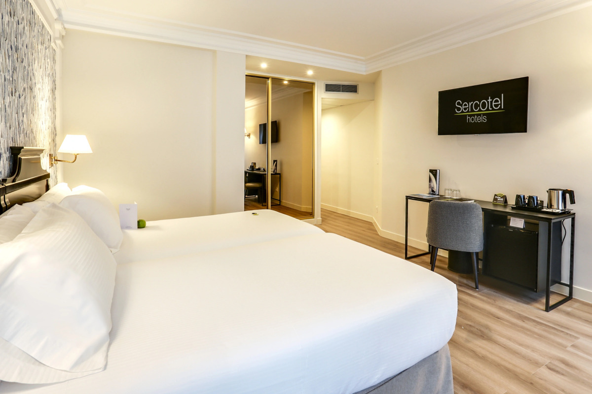 Отель Sercotel Hotel Europa