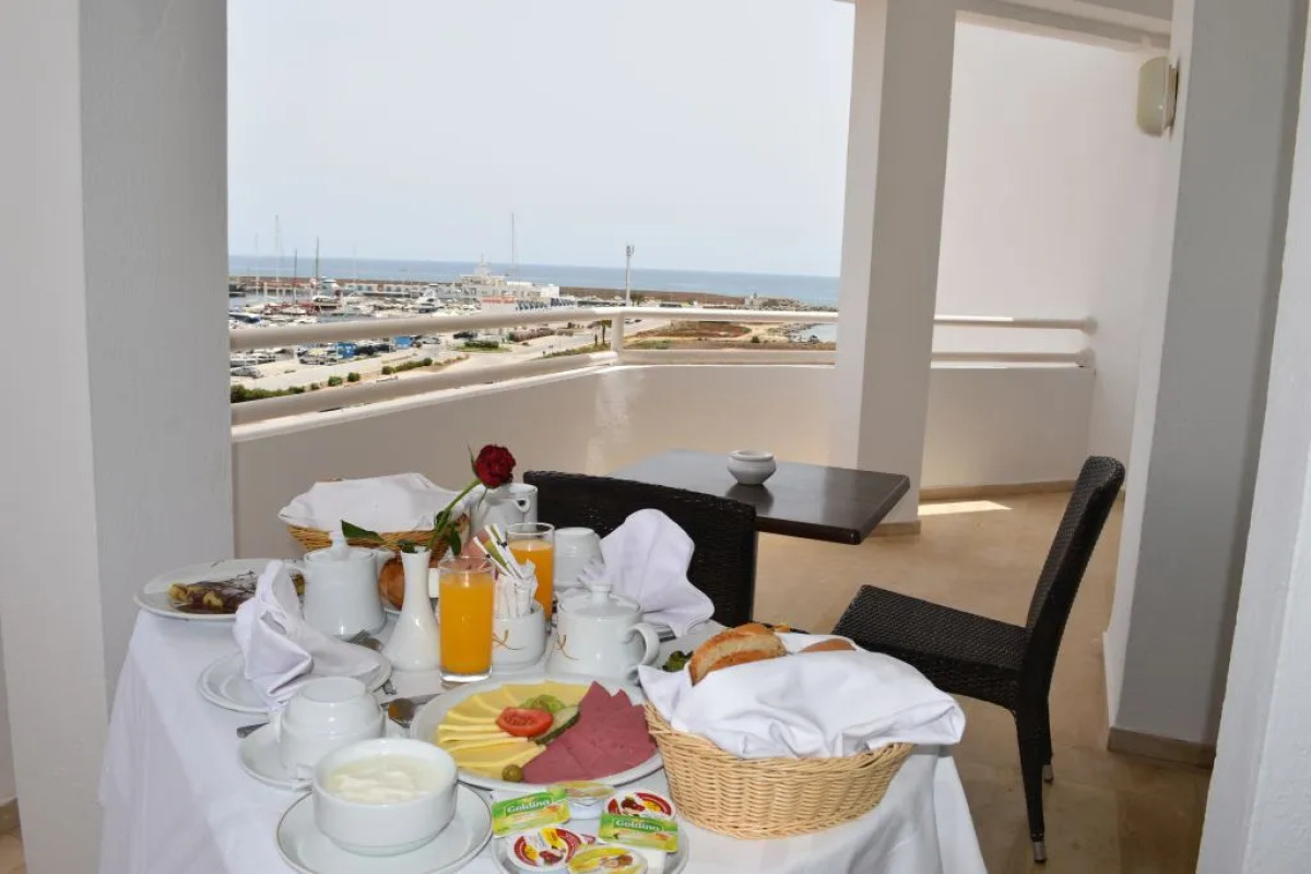 Blue Marine Hotel & Thalasso