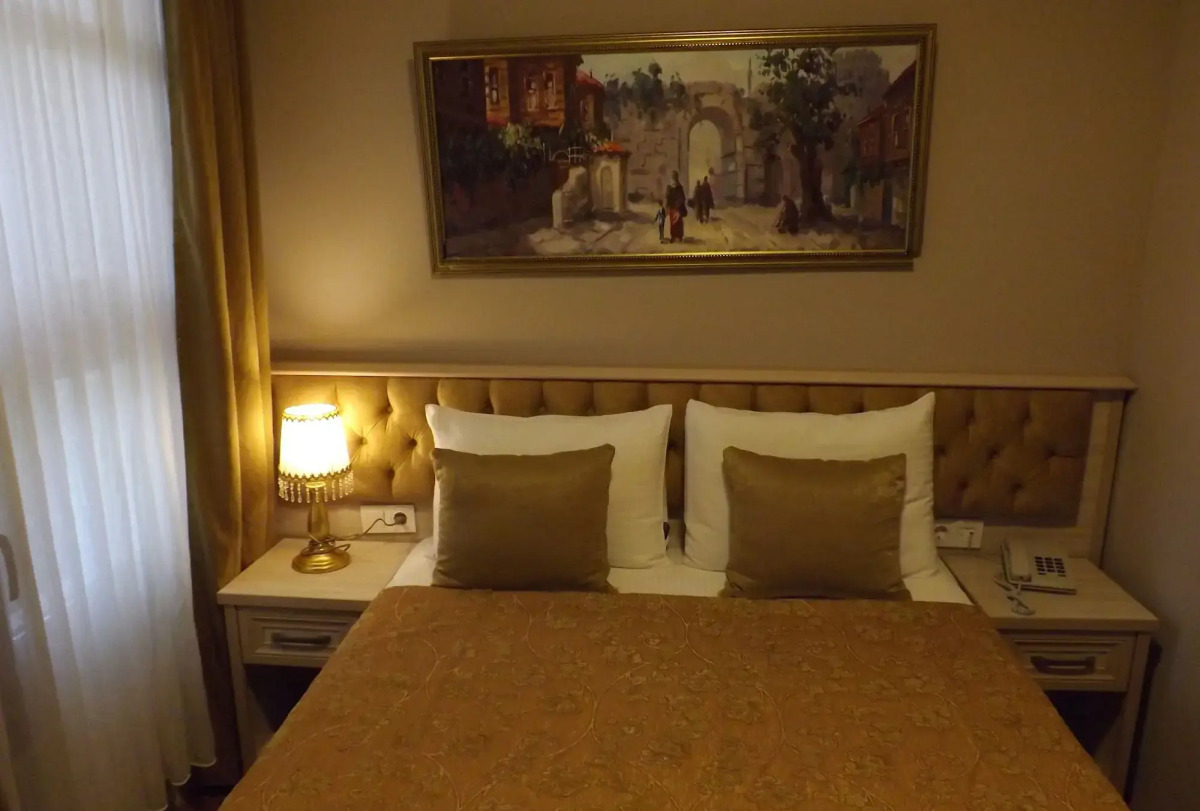 Отель Sultans Royal