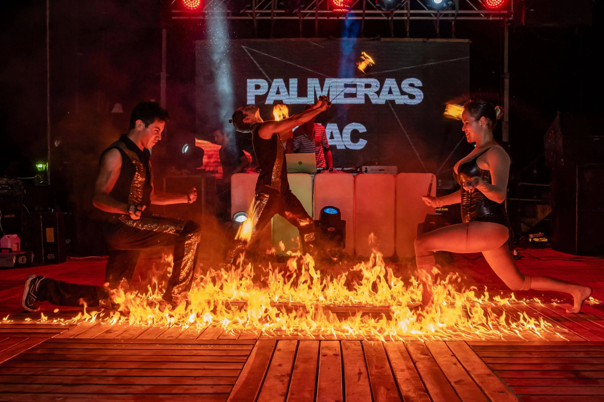 Palmeras Beach Hotel