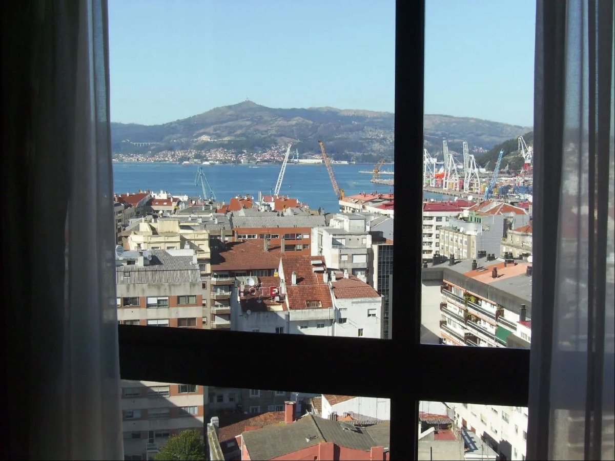 Отель B&B Vigo