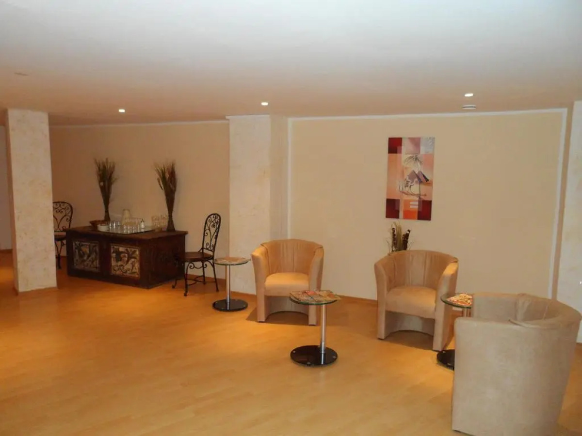 Euro Park Hotel International