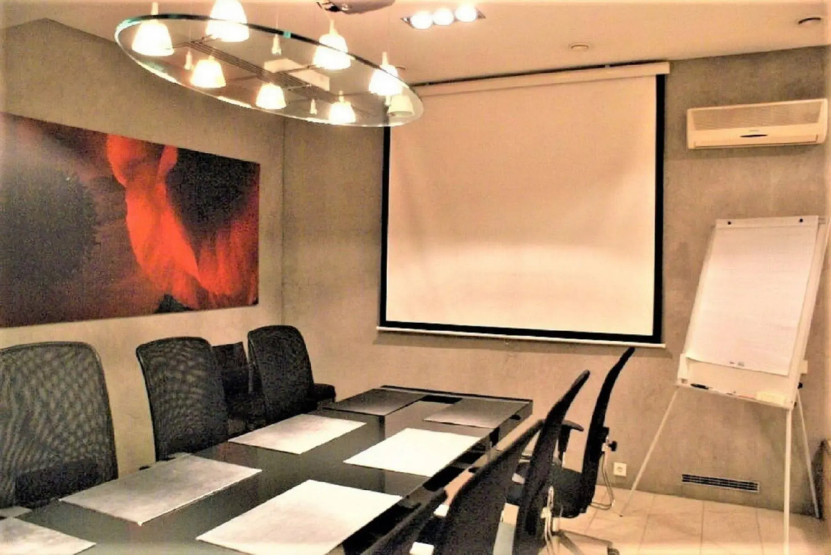 Rixwell Centra Hotel