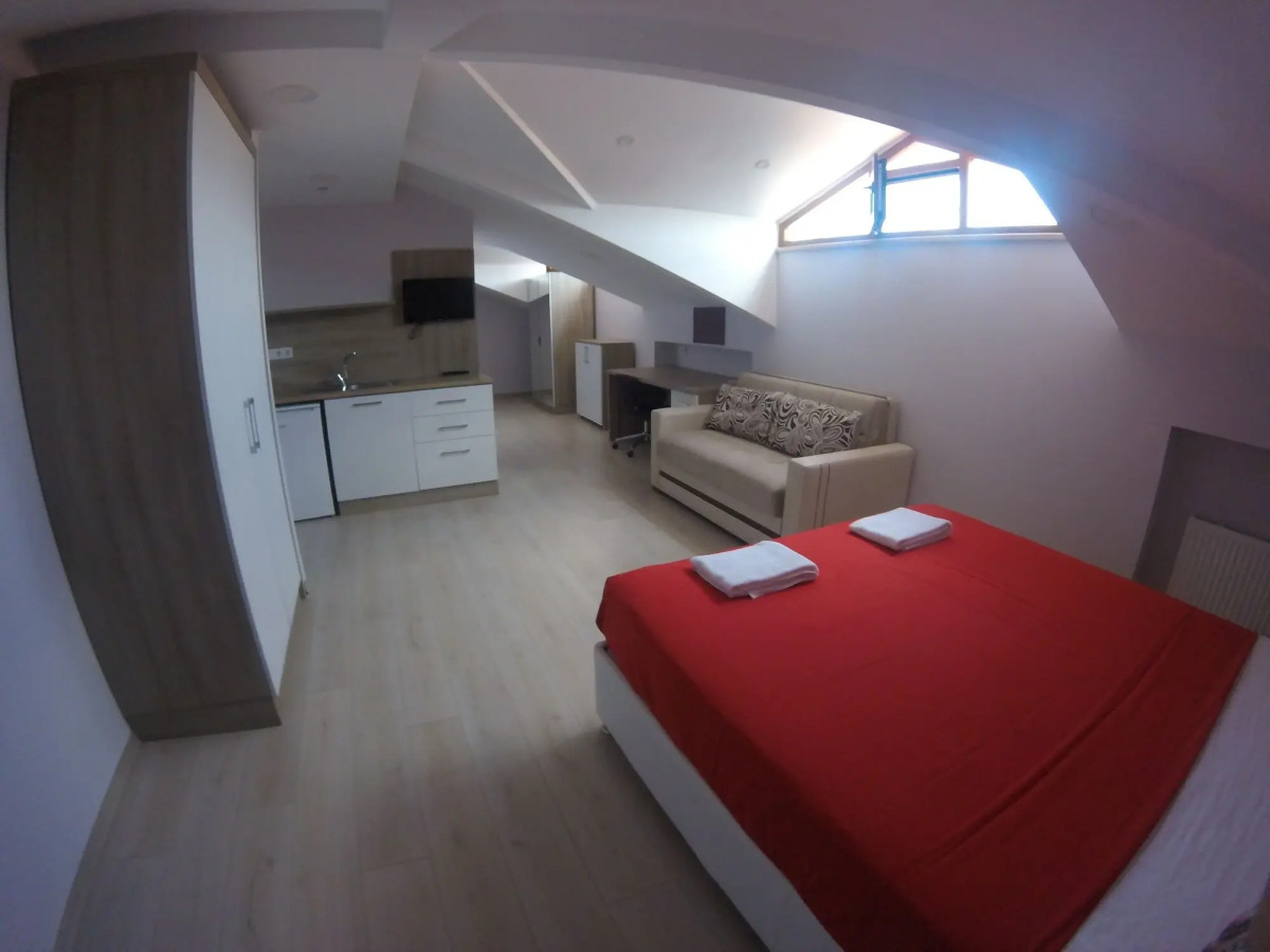 Uçar Royal Hotel and Conference Hall