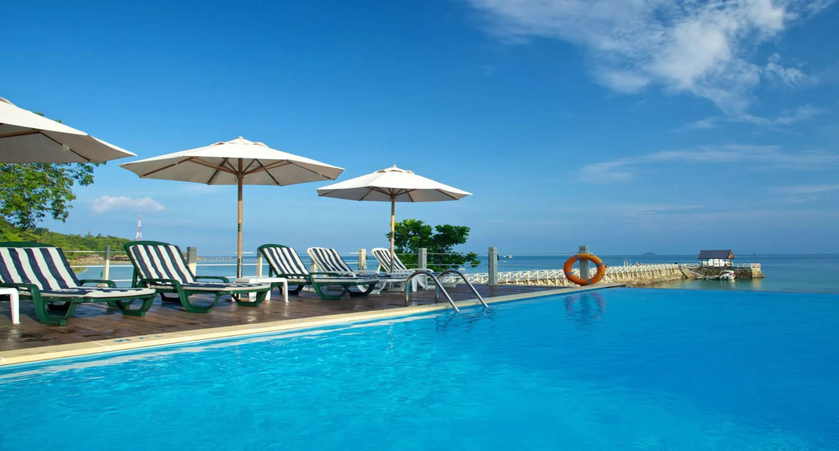 Tunamaya Beach & Spa Resort Tioman Island