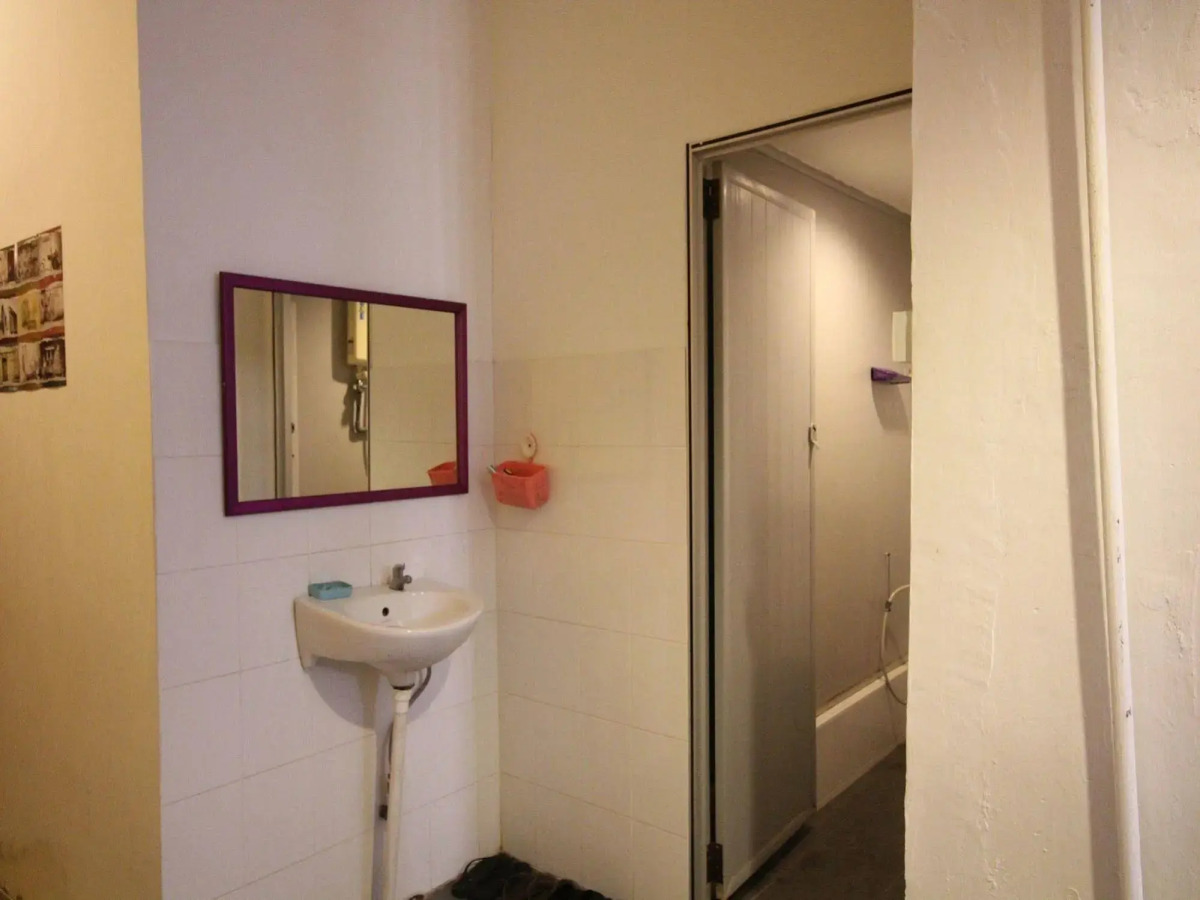 Cocoa Mews Cafe & Homestay - Hostel