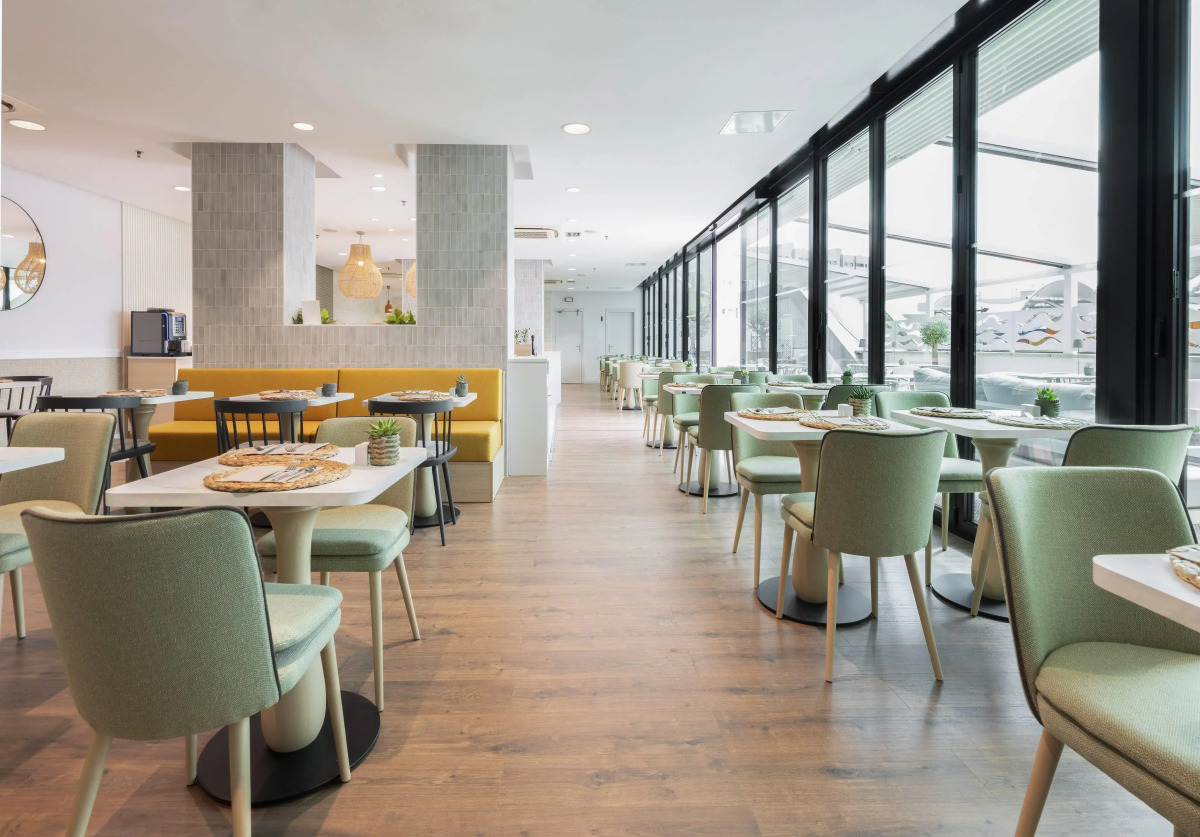 Отель Malaga Alameda Centro Affiliated by Meliá