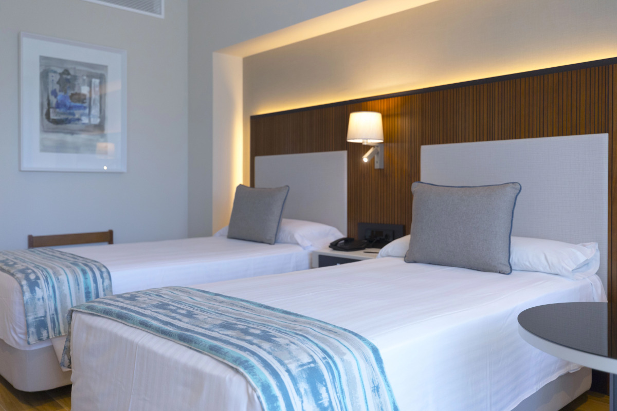 Отель Alanda Marbella Hotel