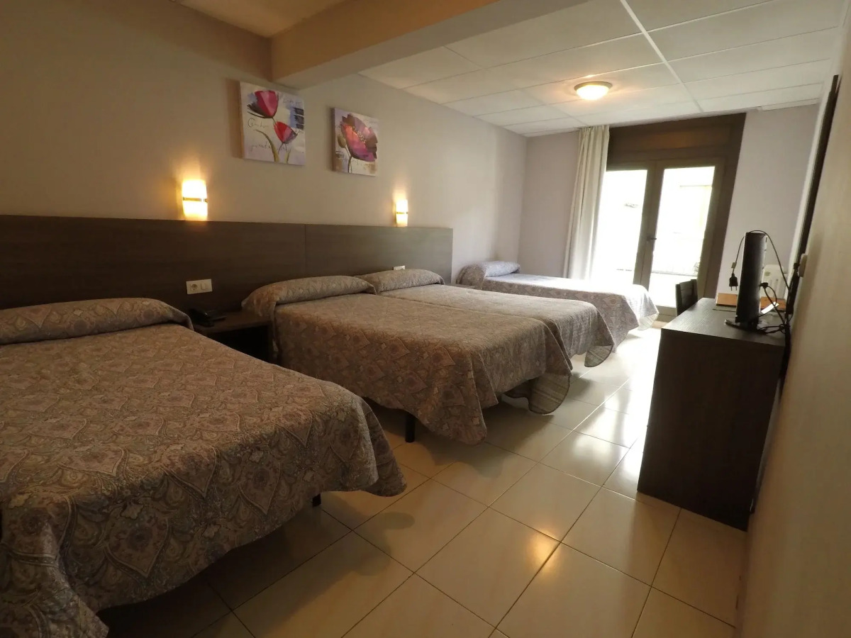 Somriu Hotel City M28