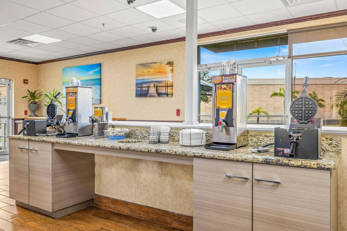 Quality Inn & Suites Tampa-Ybor City