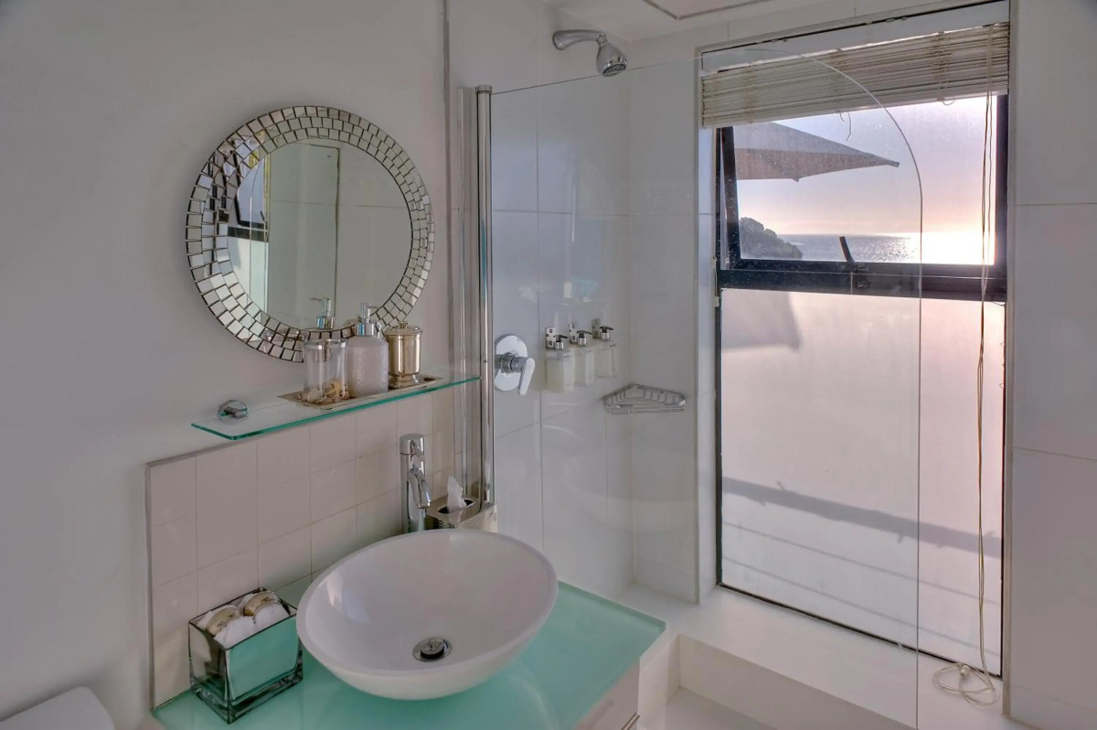 185 on Beach Boutique Suites and Apartments