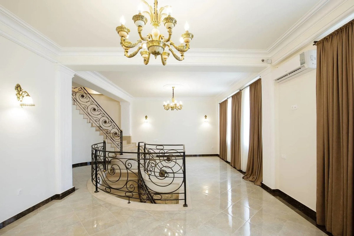 Отель «Греми»