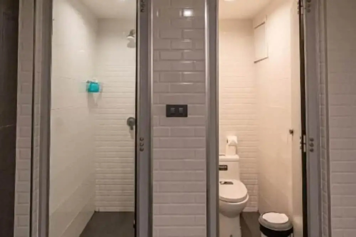 Patong Poshtel - Adults Only - Hostel