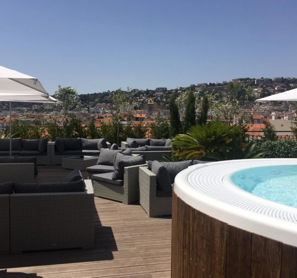 Hôtel & Appartements Monsigny