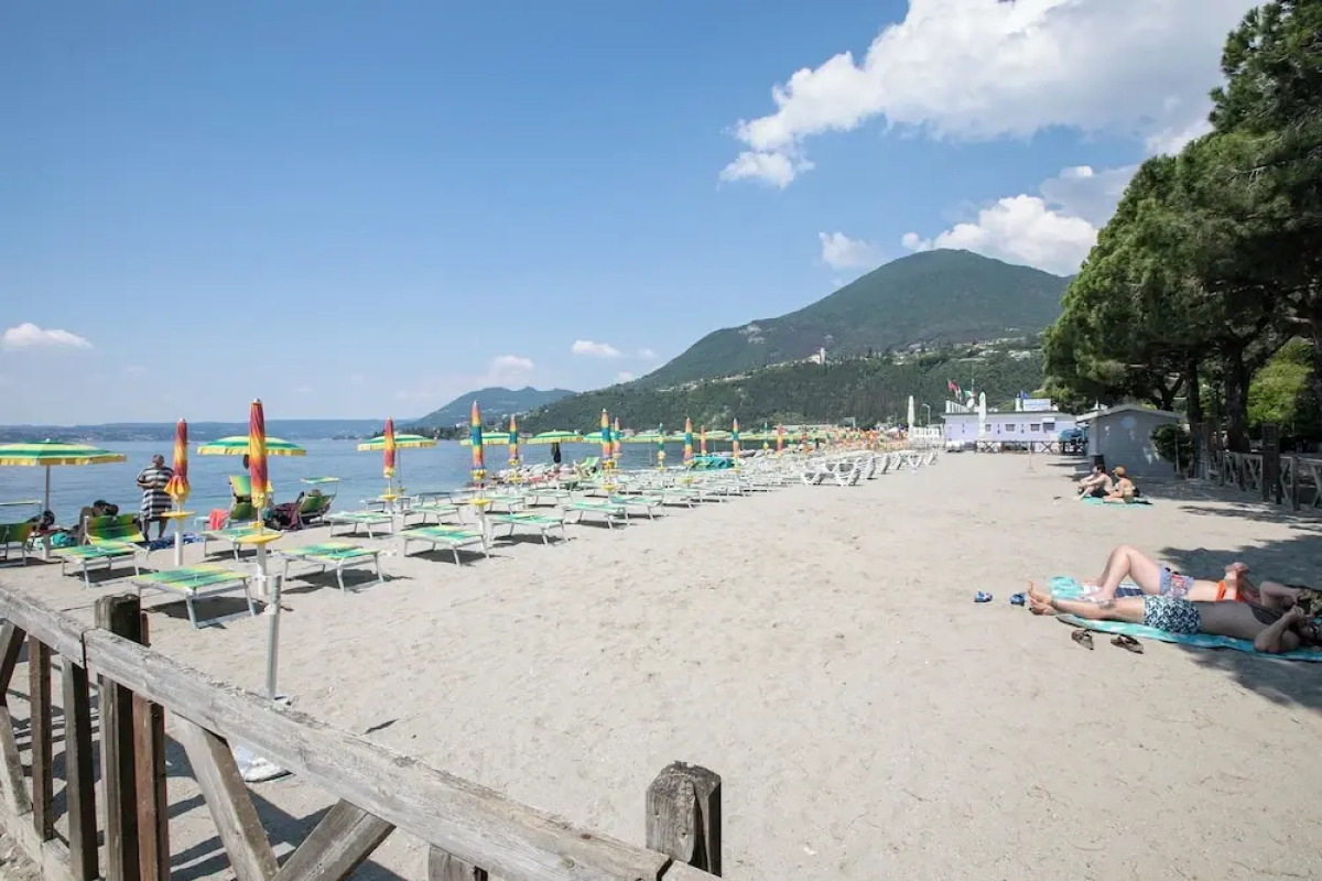 Camelia - Historical Center Near Lake