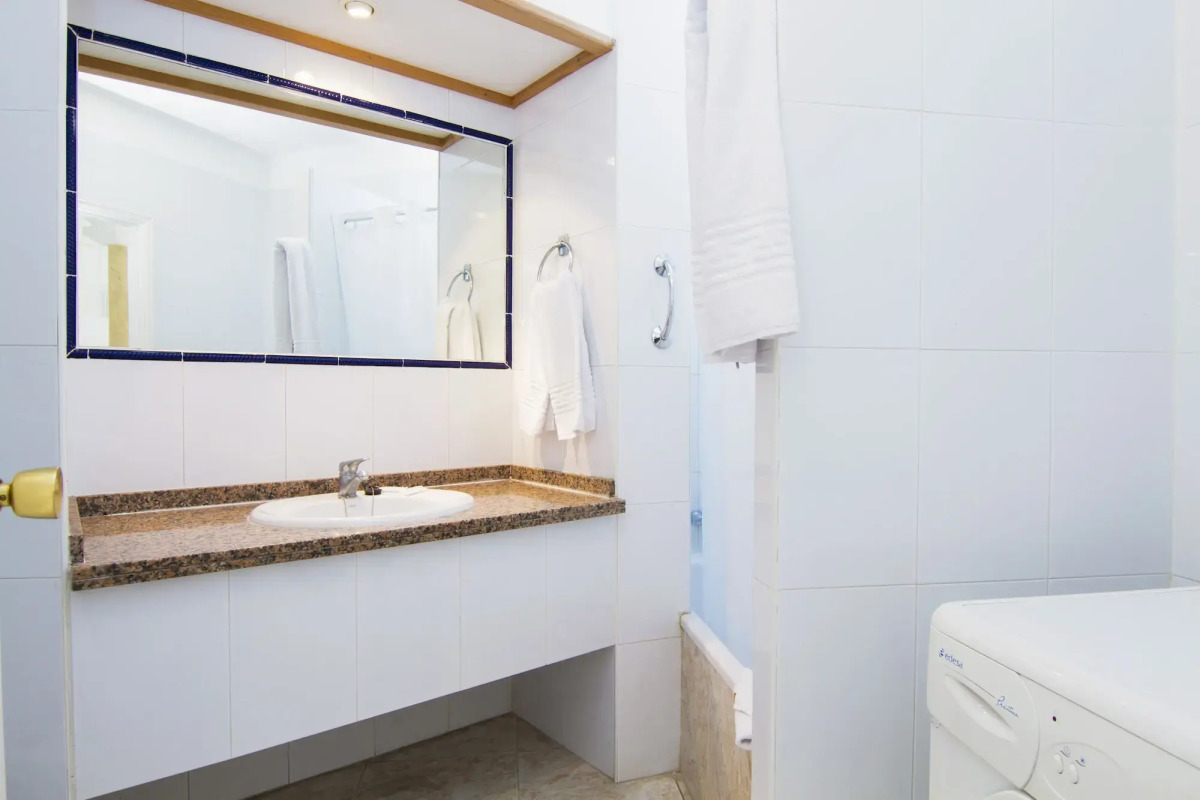 Checkin Bungalows Atlantida