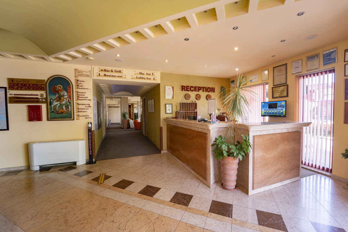 Saint George Hotel & Medical Spa