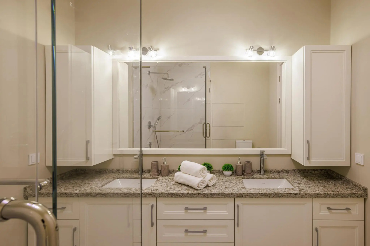 Апартамент Софийский