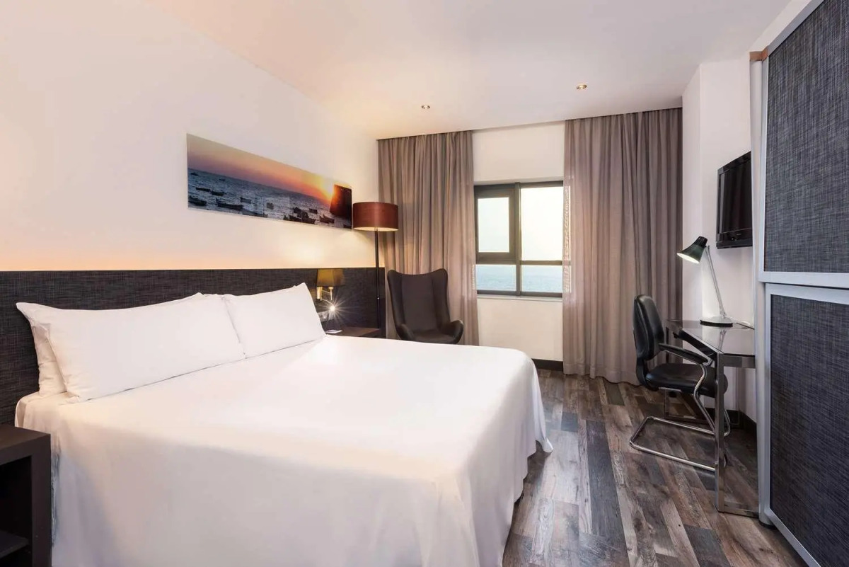 Hotel Cádiz Paseo del Mar Affiliated by Meliá