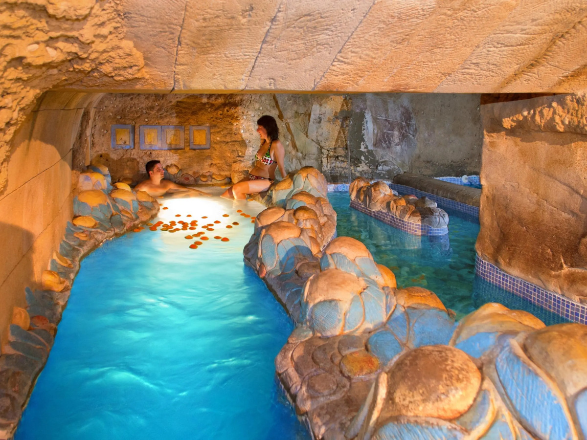 Senator Gran Vía 70 Spa Hotel