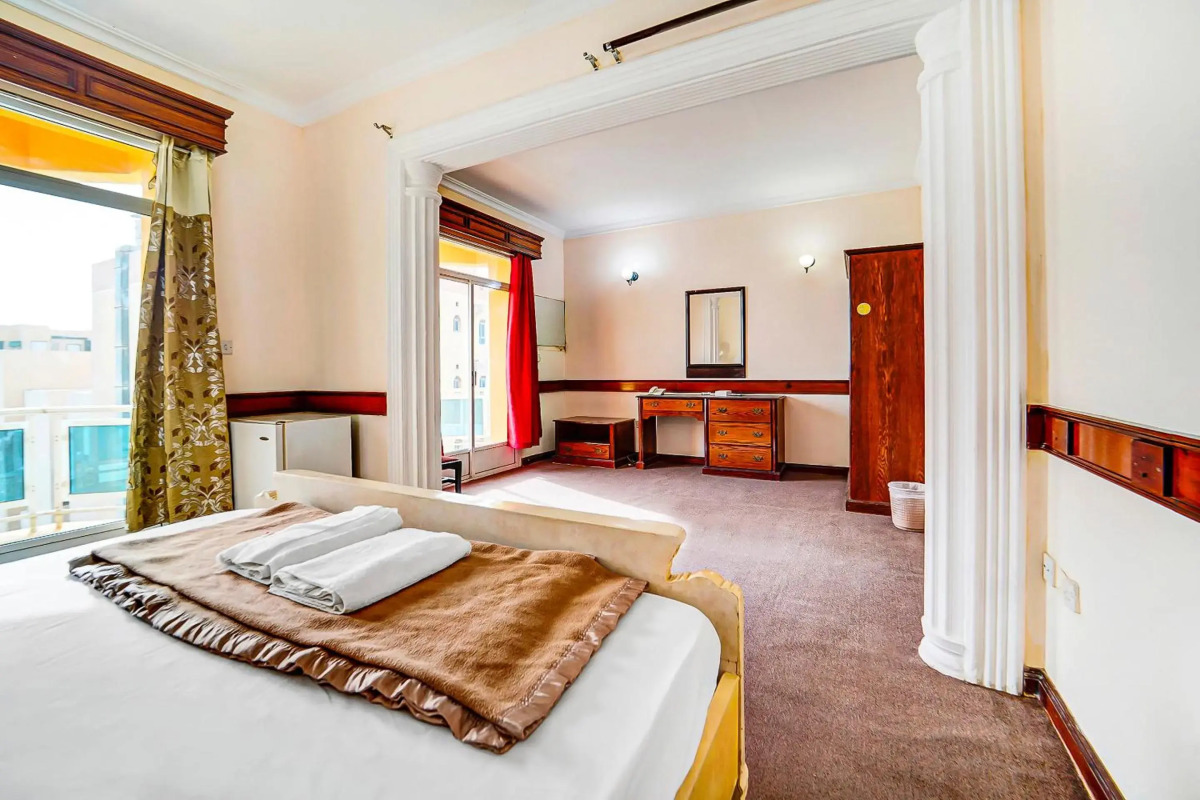 OYO 120 Concord International Hotel