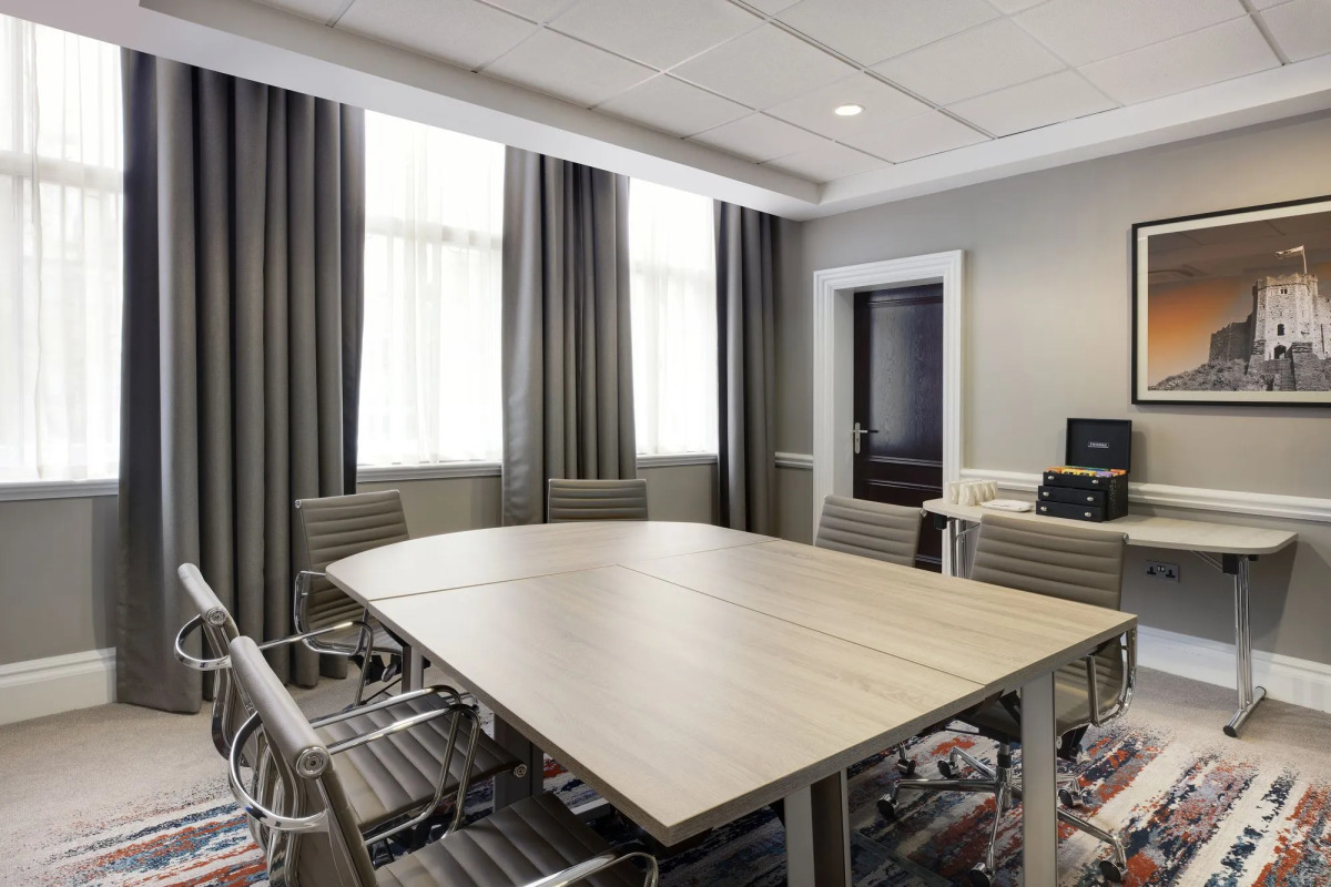 Leonardo Hotel Cardiff