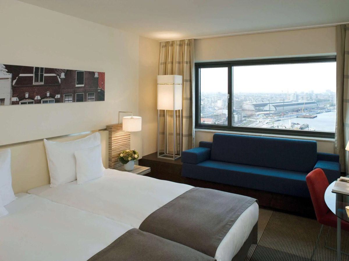 Mövenpick Hotel Amsterdam City Centre