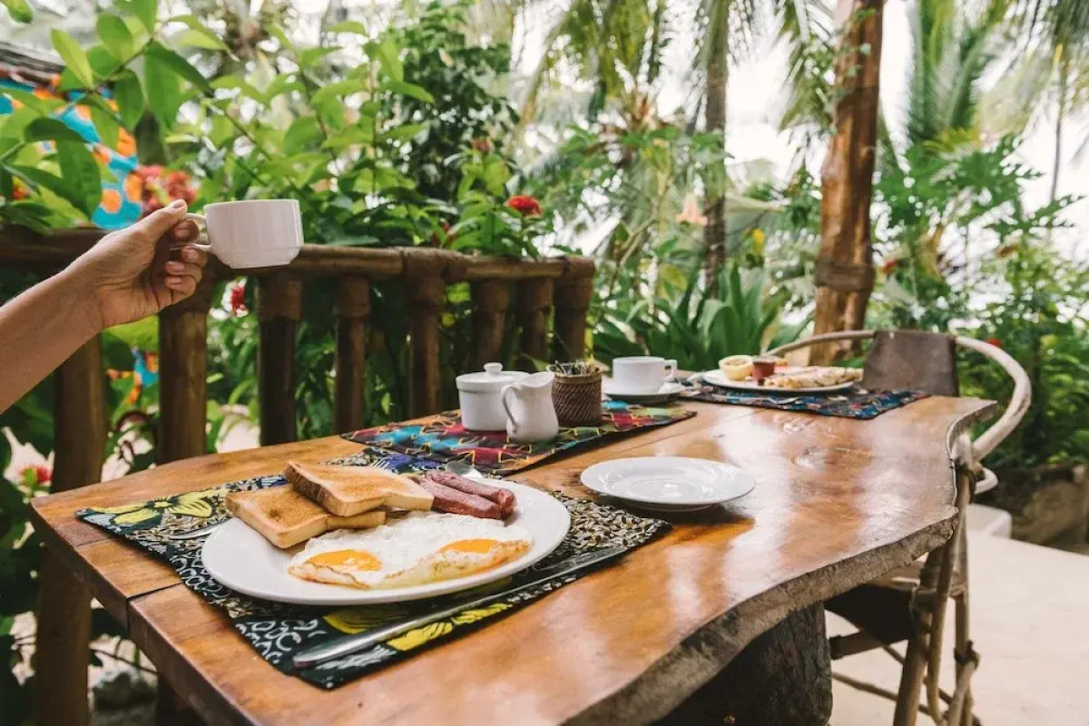 Shanuo Beach Bungalows
