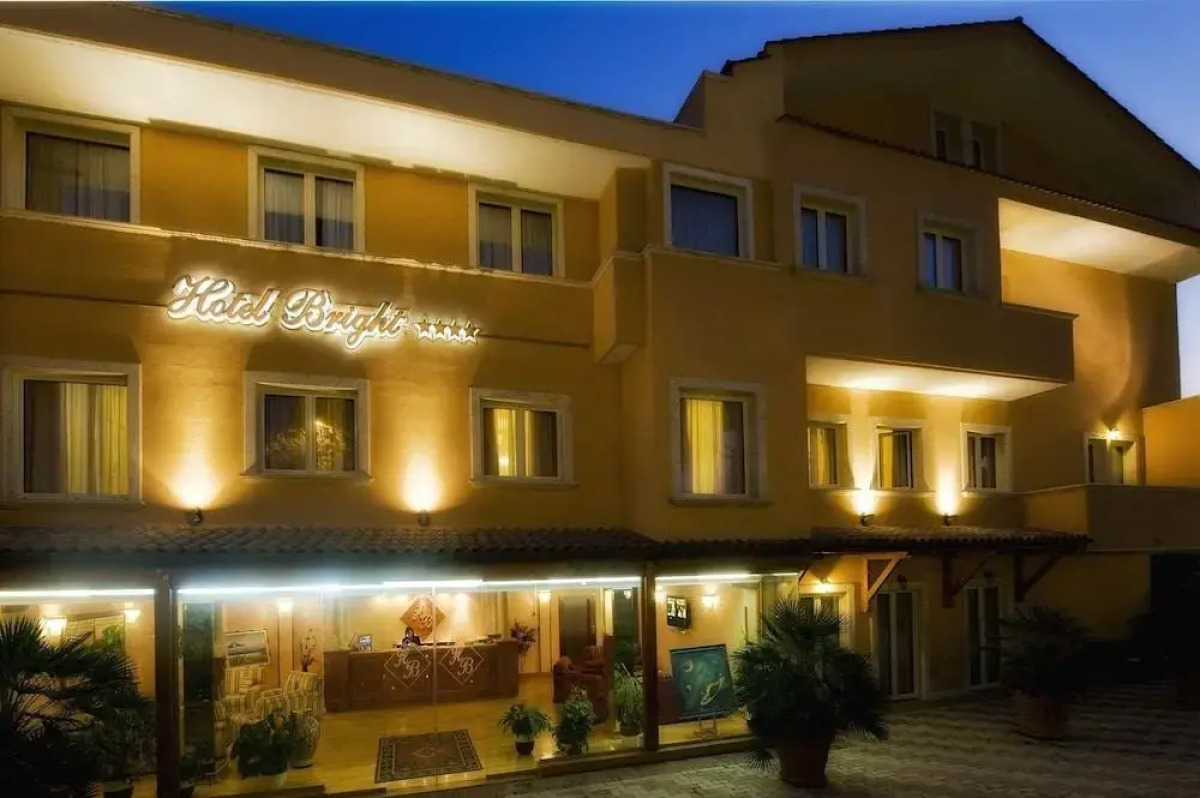 Hotel Bright