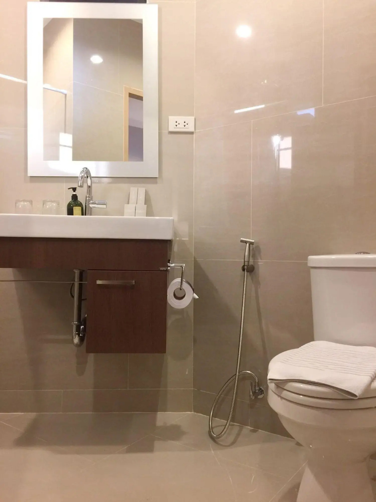 Asoke Residence Sukhumvit by UHG