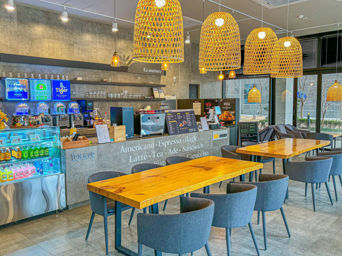 Royal Emporium Incheon Airport Hotel