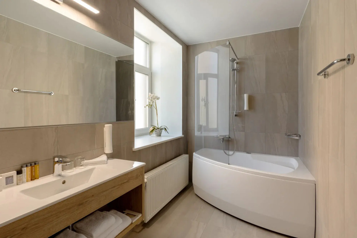 Kreutzwald Hotel Таллин