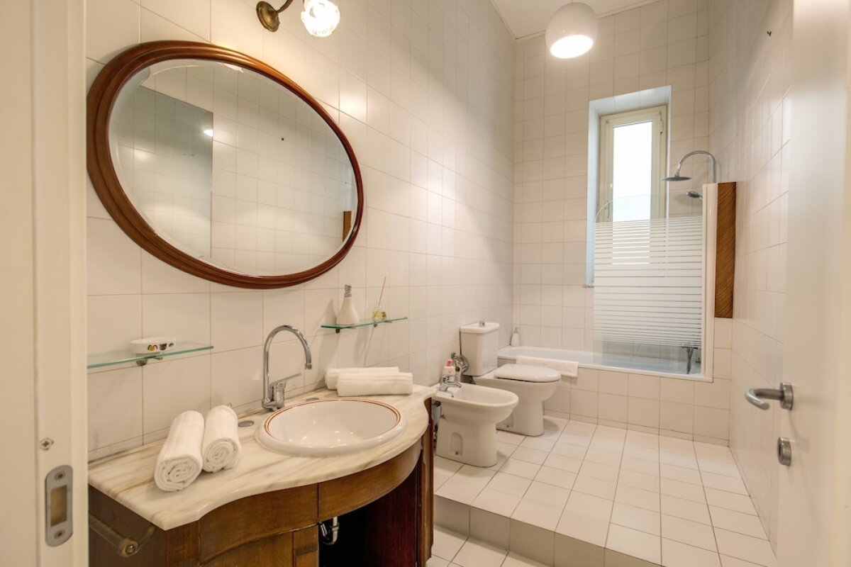 AwesHome - 5 Terre White Dream