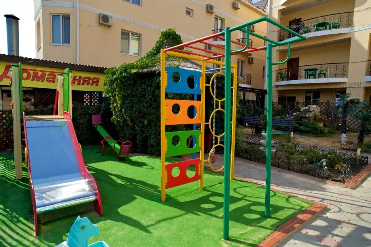 Morskoj Briz Guest House