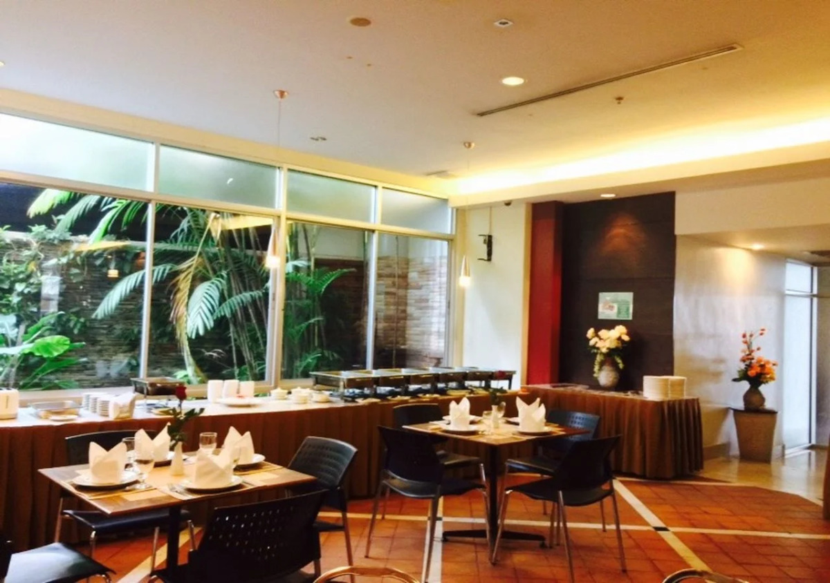 Hadyai Golden Crown Hotel