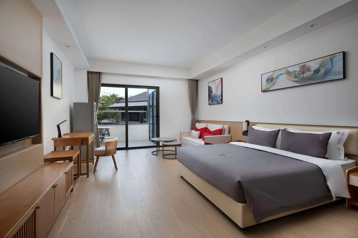 Ramada Encore by Wyndham Jiusuo Downtown