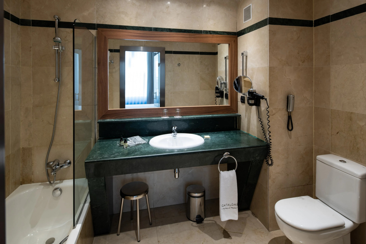 Catalonia Puerta del Sol