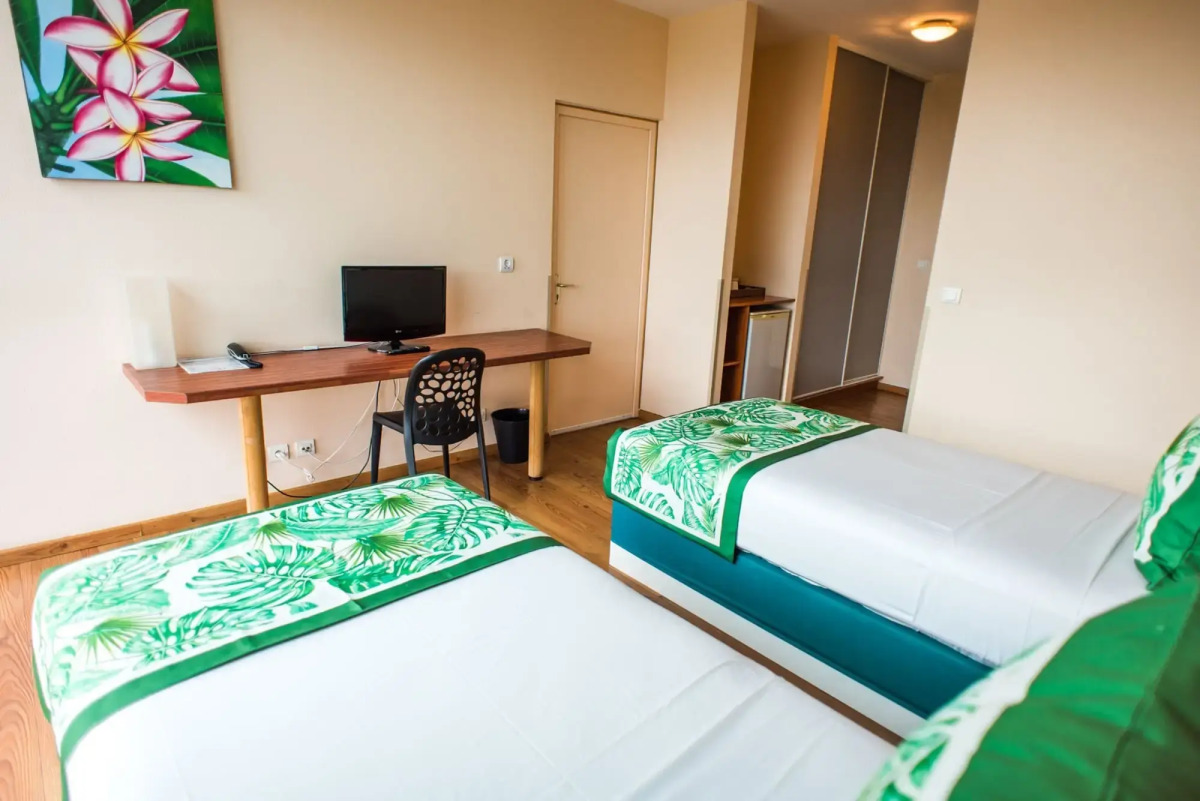 Tahiti Airport Motel