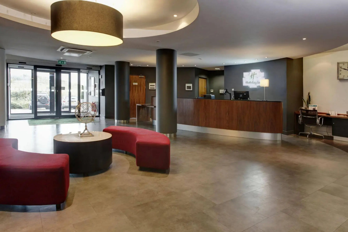 Holiday Inn London - Luton Airport by IHG