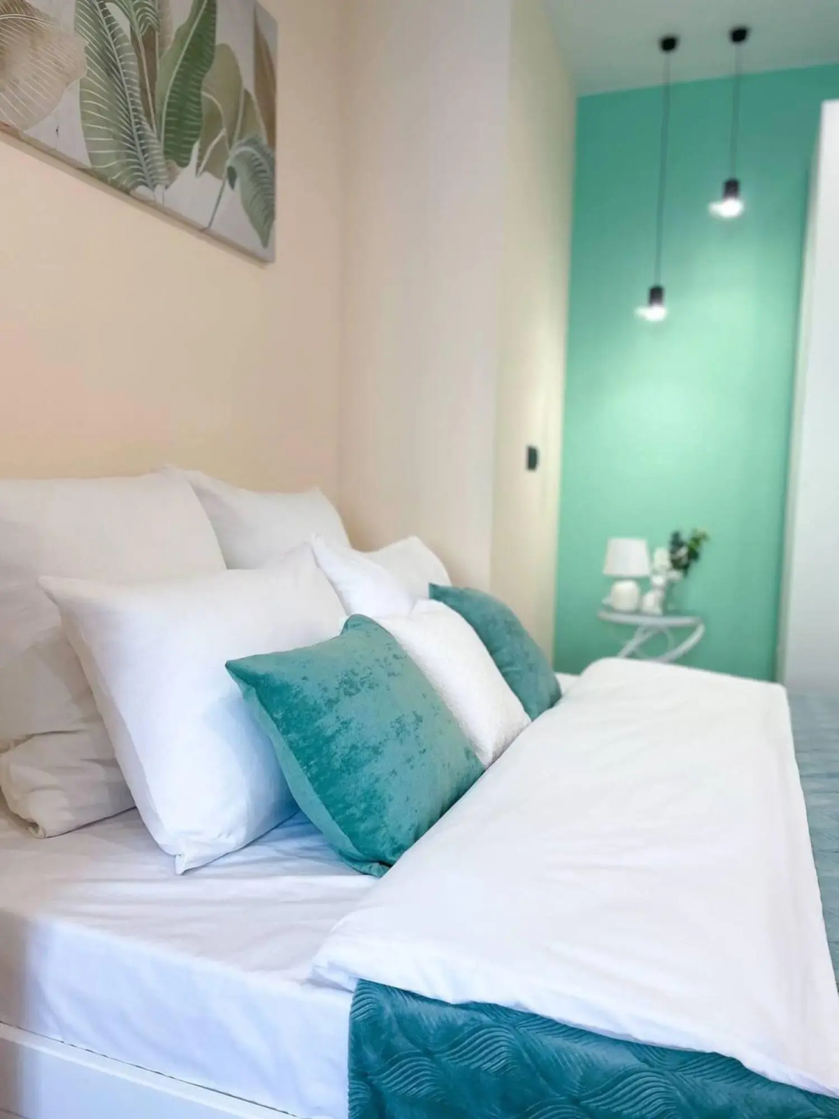 Апартаменты на улице Евгения Золотухина 31